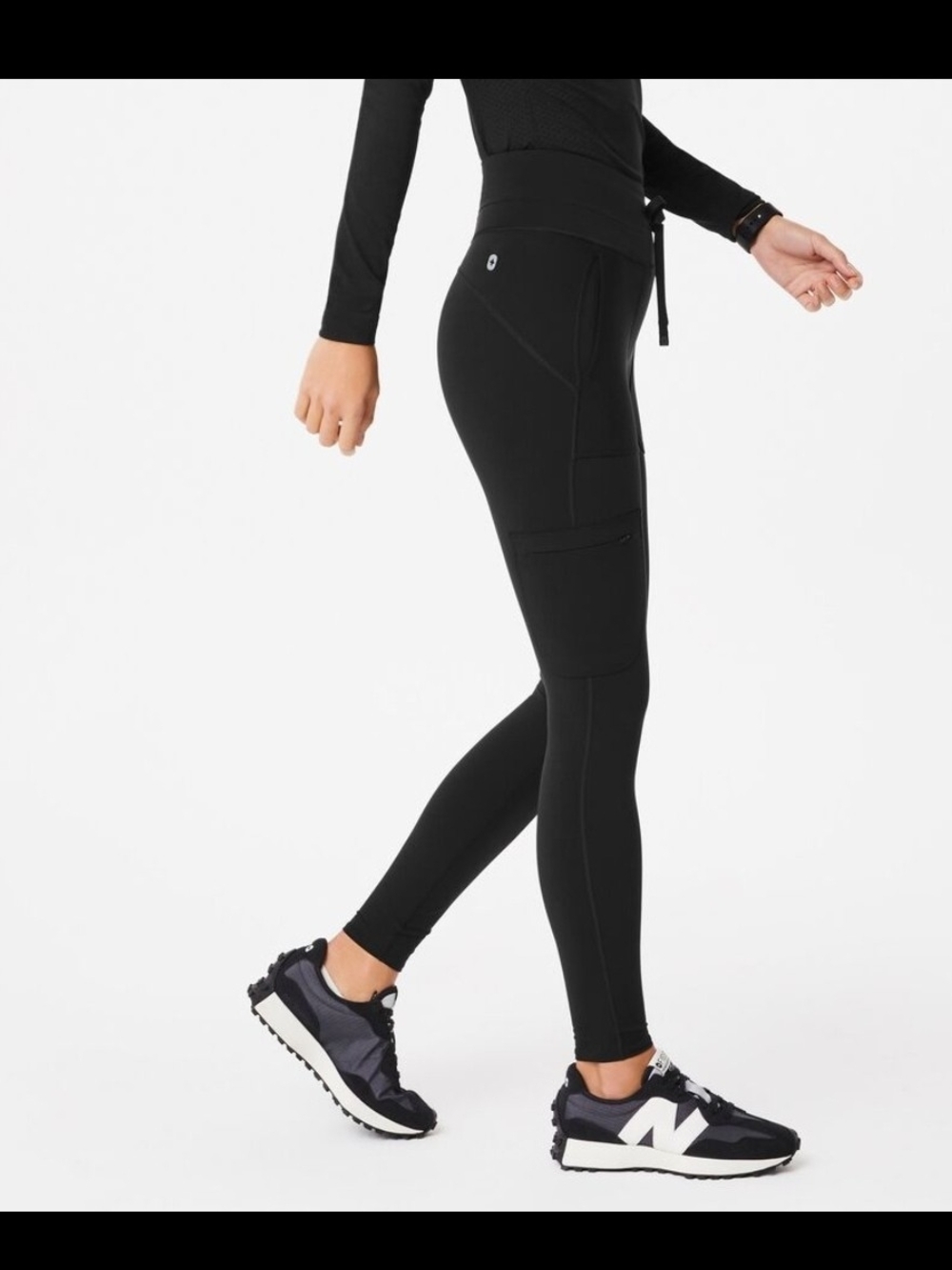 NWT-FIGS Seville High-Rise ScrubLeggings –older Gen- XXS – Black